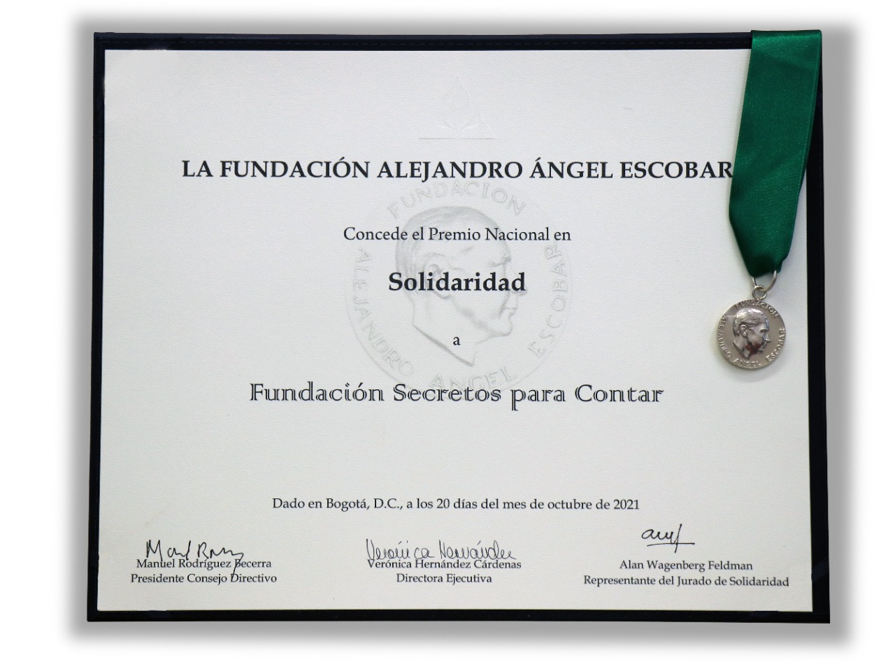 Premio Alejandro Ángel Escobar en solidaridad octubre 2020